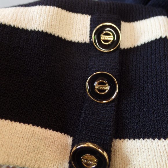 St. John 2 Piece Knit Black Jacket & Skirt Bright Gold Logo Buttons Size 14 - Picture 5 of 16